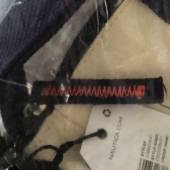 Nautica Navy Cream Canvas Tote NEW - Picture 8 of 9